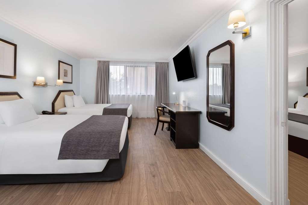 فندق Wyndham Garden سانتياغو الغرفة الصورة