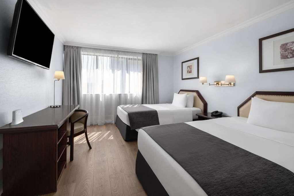 فندق Wyndham Garden سانتياغو الغرفة الصورة