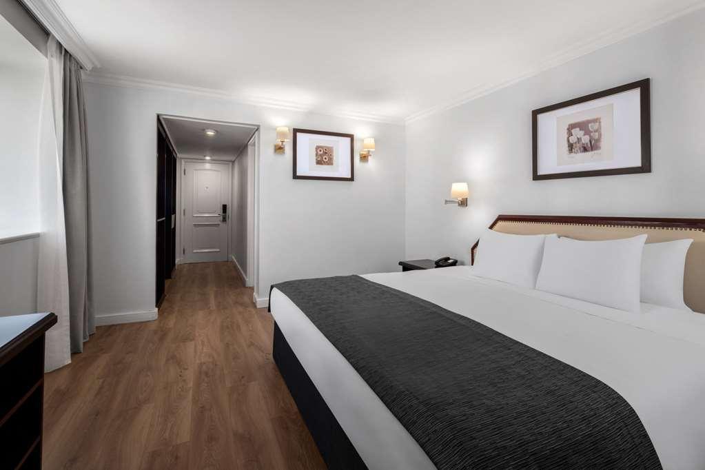 فندق Wyndham Garden سانتياغو الغرفة الصورة